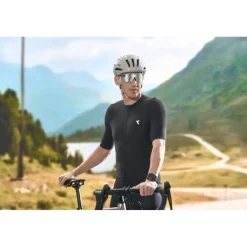 Uvex surge aero MIPS Fietshelm - warm grey matt