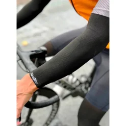 Armwarmers, Beenwarmers & Kniewarmers|Armwarmers, Beenwarmers En Kniewarmers < veloToze Graphene Armwarmers - Black