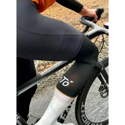 Armwarmers, Beenwarmers & Kniewarmers|Armwarmers, Beenwarmers En Kniewarmers < veloToze Graphene Kniewarmers - Black