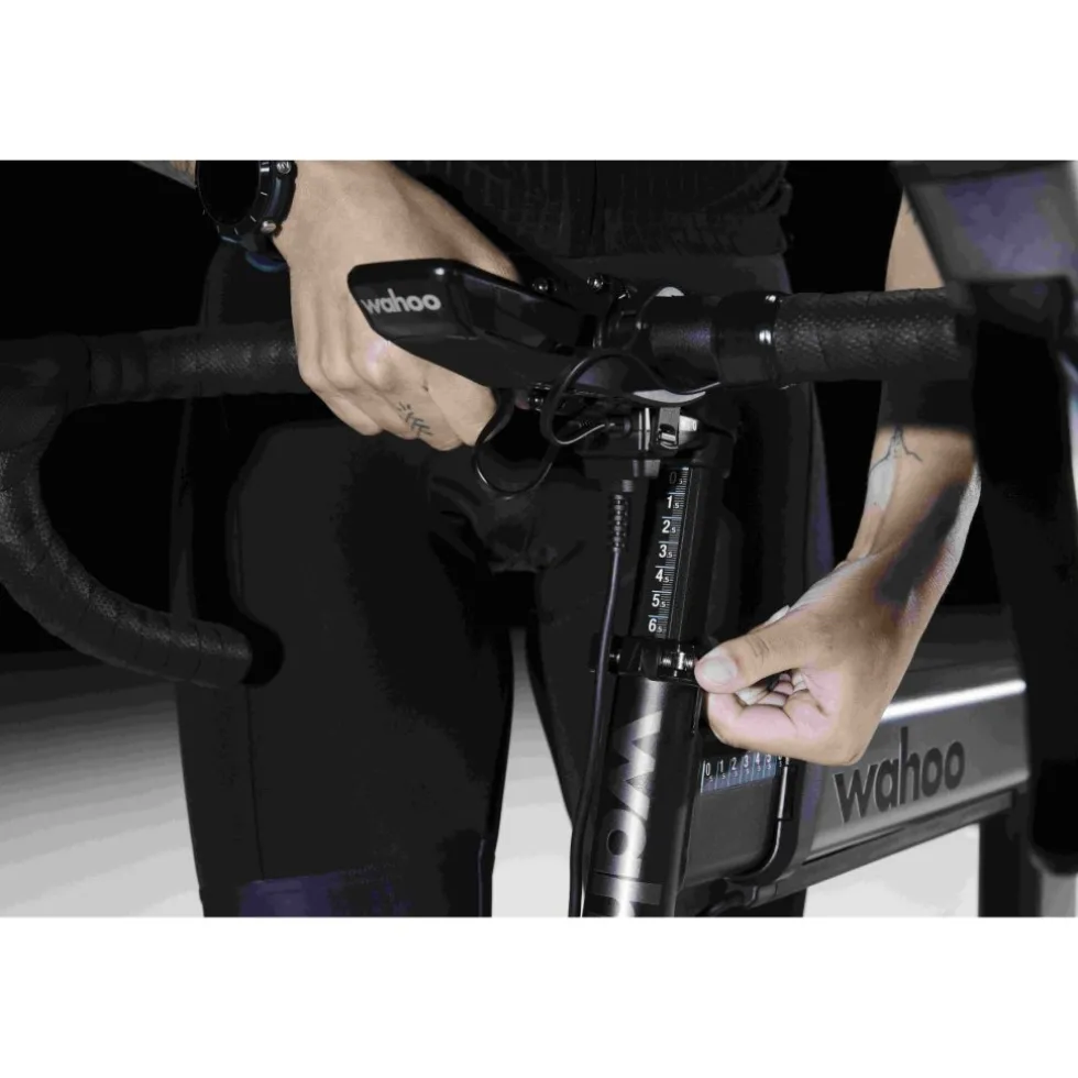 Wahoo KICKR BIKE SHIFT WIFI - Indoor Fietstrainer - zwart