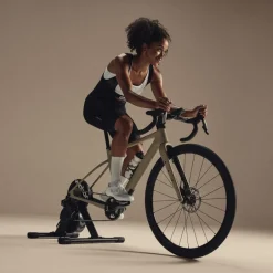 Fietstrainers|Rollerbanken < Wahoo Fitness Wahoo KICKR Core 2 + Zwift Cog and Click - Direct Drive Hometrainer - zwart