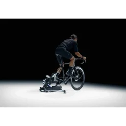 Fietstrainers|Rollerbanken < Wahoo Fitness Wahoo KICKR MOVE - Direct Drive Hometrainer - zwart