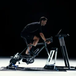 Fietstrainers|Rollerbanken < Wahoo Fitness Wahoo KICKR v6 WIFI - Direct Drive Hometrainer - zwart