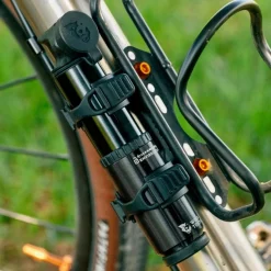 Wolf Tooth EnCase Minipomp - Clik Valve Type (SCV) - 85ccm