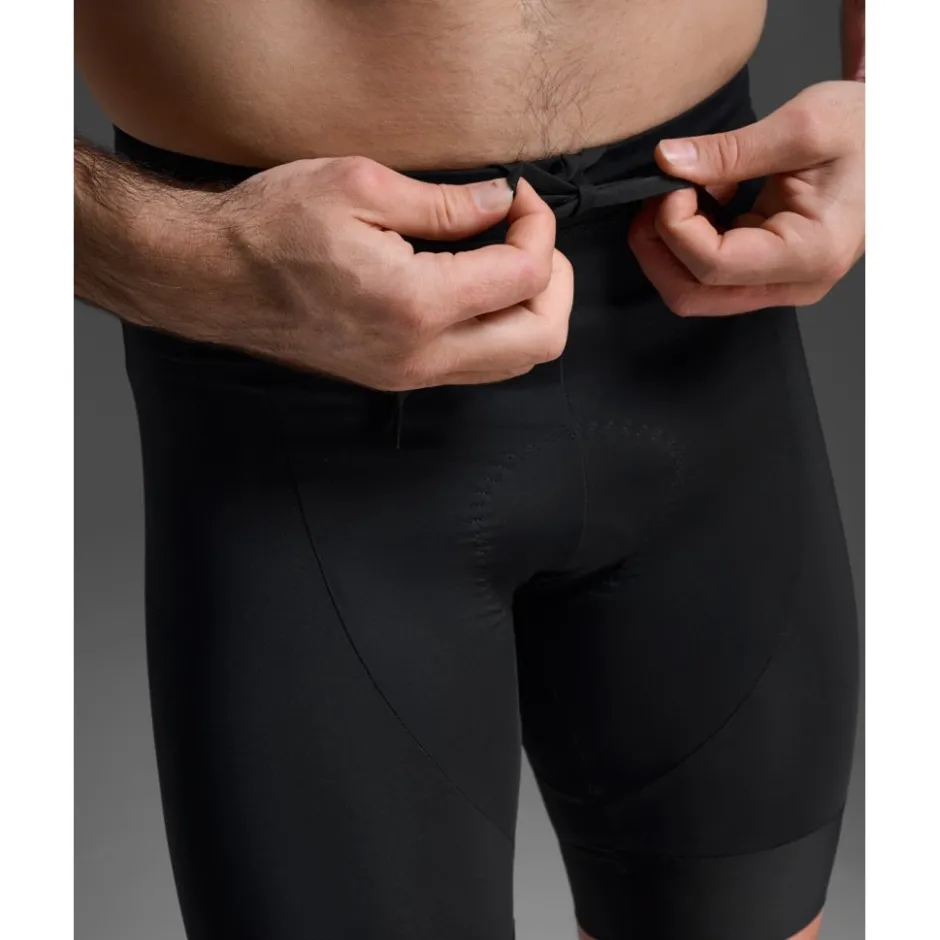 Broeken < 2XU Aero Triathon 9" hort Heren - zwart/wit
