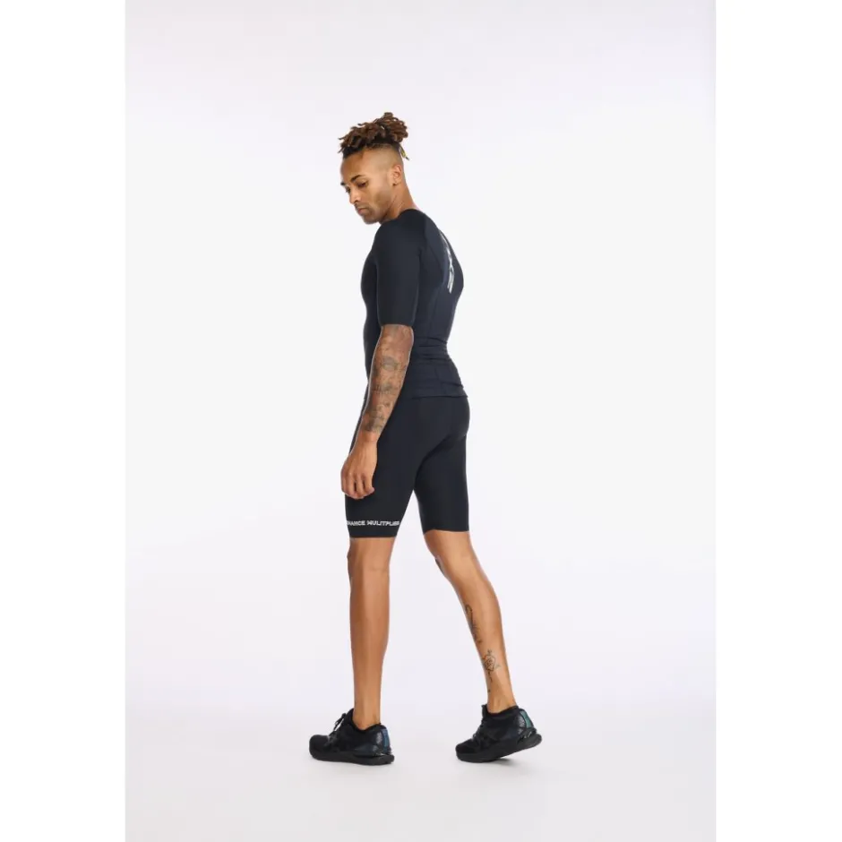 T-Shirts & Tops < 2XU Aero Tri Top Dame - zwart/wit