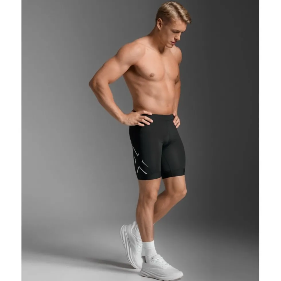 2XU Core Triathlon 8" Shorts Heren - zwart/wit