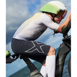 2XU Light Speed React Sleeved Trisuit Heren - cool matcha/india ink