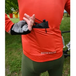 Y-Mount Jersey Bag - Fietsshirt-Tas - Zwart