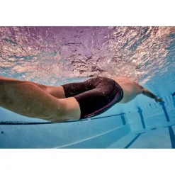 Neopreen Kleding|Neopreen Kleding < Zone3 Neopren 'Preiu' Aerodoe Eite 5/3 Kickpant hort Heren - zwart/rood