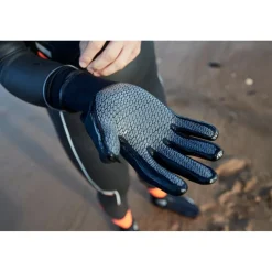 Zone3 Neoprene Heat-Tech Warmth Zwemhandschoenen - zwart/rood